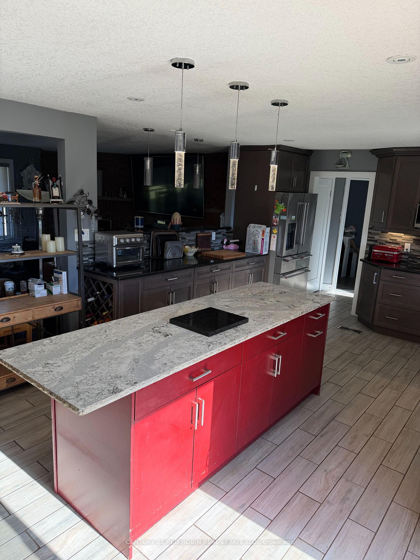 Photo 22 of 312 Carroll Street E, Strathroy-Caradoc, SE — HOMEH