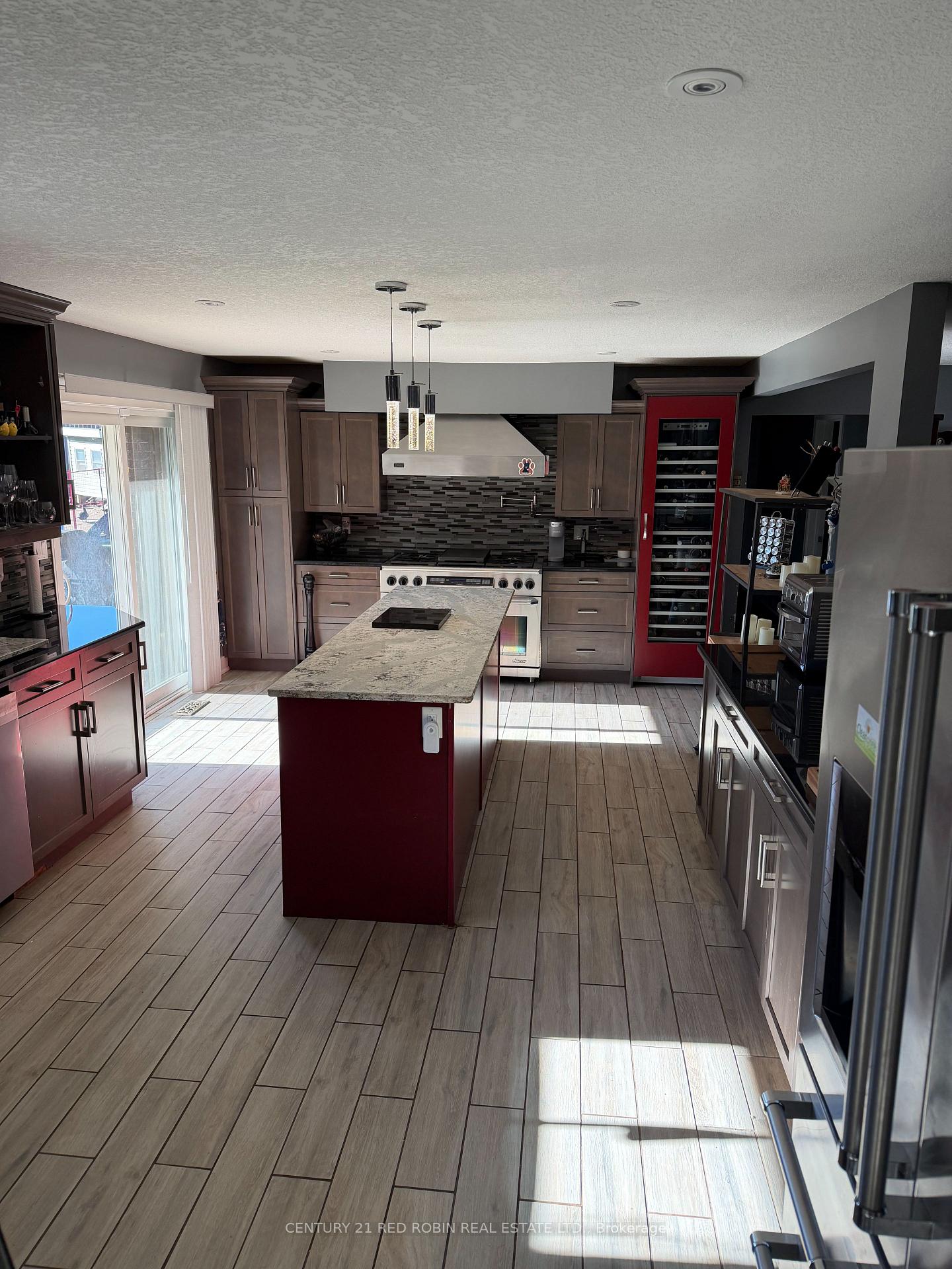 Photo 23 of 312 Carroll Street E, Strathroy-Caradoc, SE — HOMEH