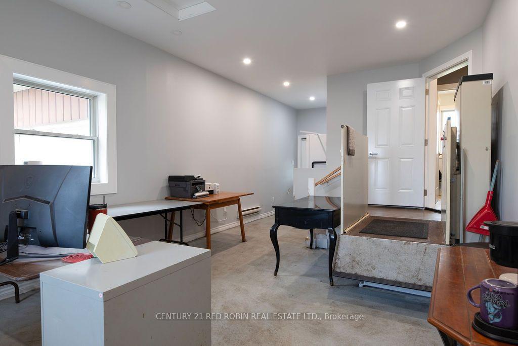 Photo 40 of 312 Carroll Street E, Strathroy-Caradoc, SE — HOMEH