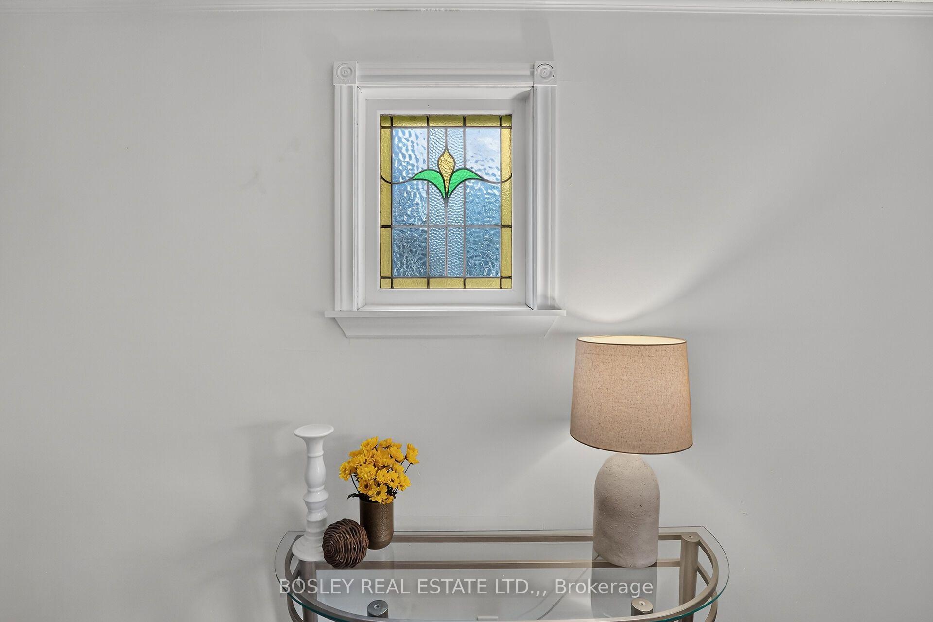 Photo 10 of 5186 Mcglashan Crescent, Niagara Falls, Downtown — HOMEH