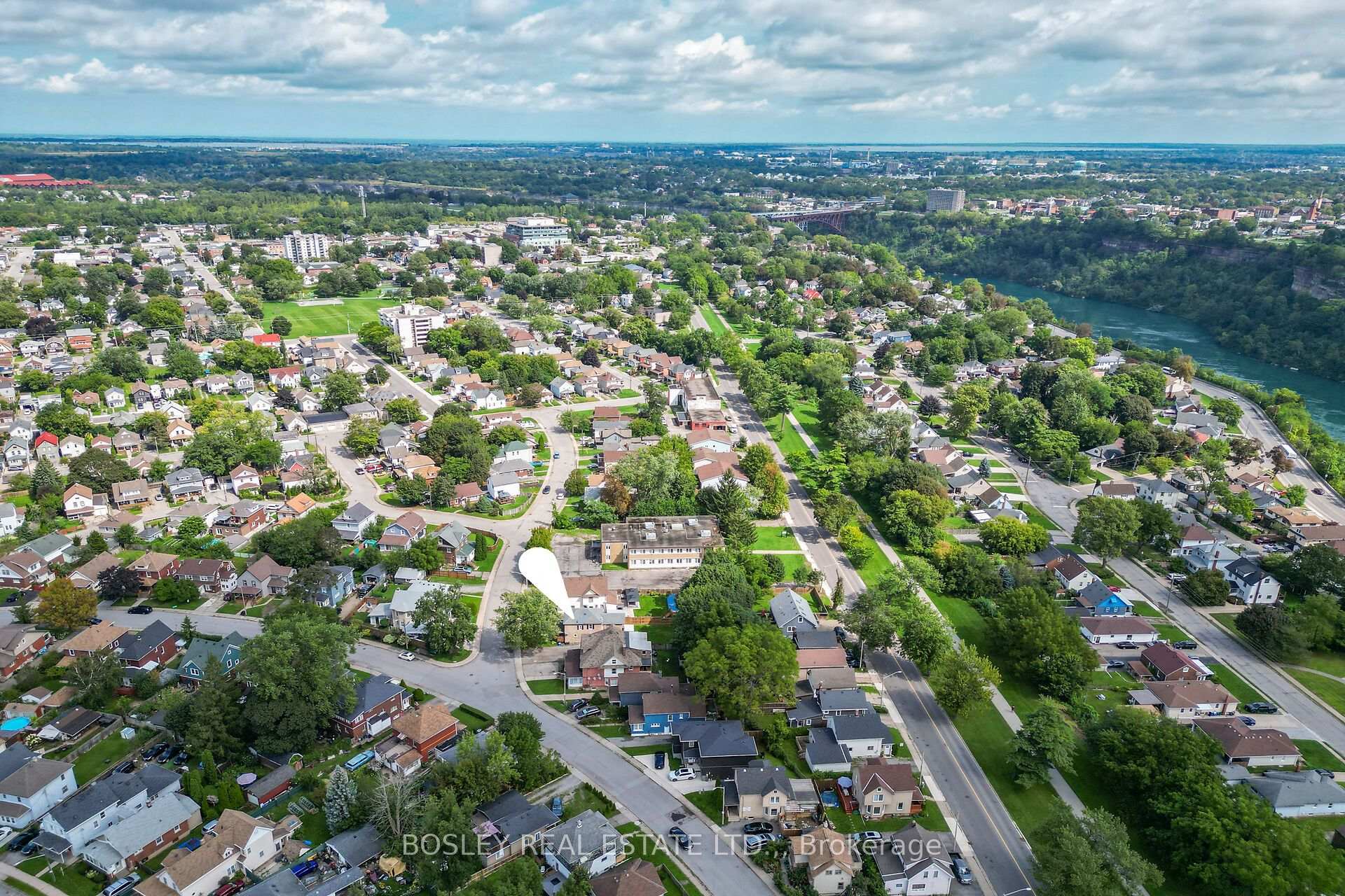 Photo 39 of 5186 Mcglashan Crescent, Niagara Falls, Downtown — HOMEH