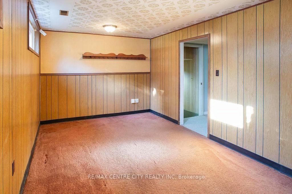 Photo 27 of 1478 Glengarry Avenue, London, North H — HOMEH