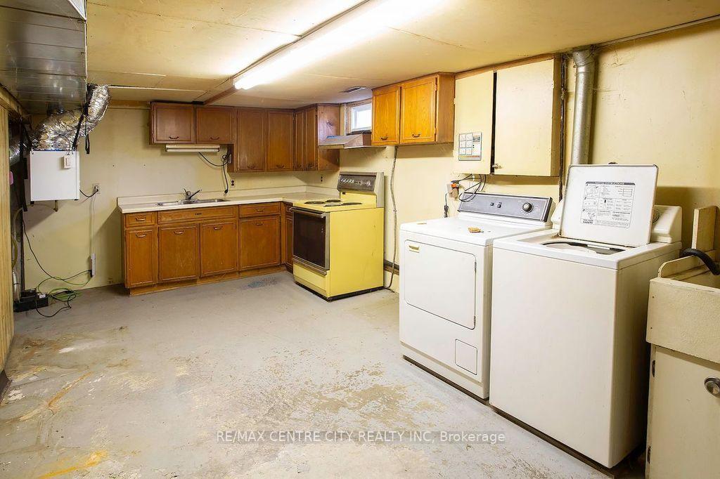 Photo 31 of 1478 Glengarry Avenue, London, North H — HOMEH