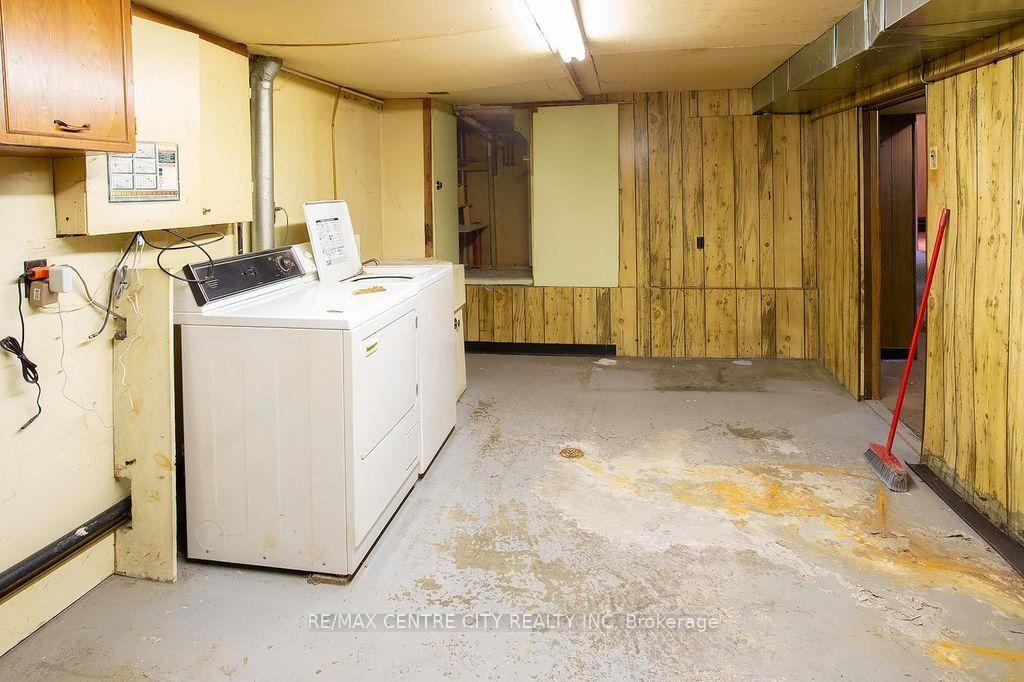Photo 32 of 1478 Glengarry Avenue, London, North H — HOMEH