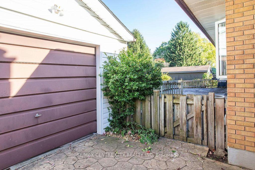 Photo 34 of 1478 Glengarry Avenue, London, North H — HOMEH