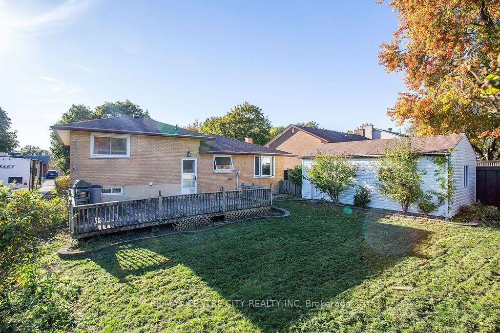 Photo 35 of 1478 Glengarry Avenue, London, North H — HOMEH