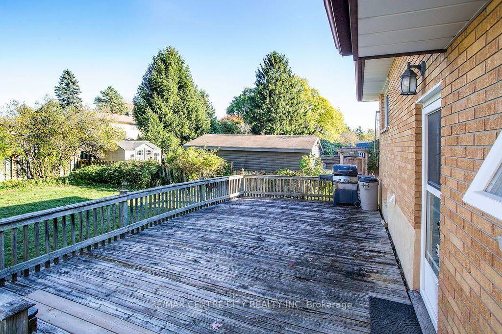 Photo 37 of 1478 Glengarry Avenue, London, North H — HOMEH