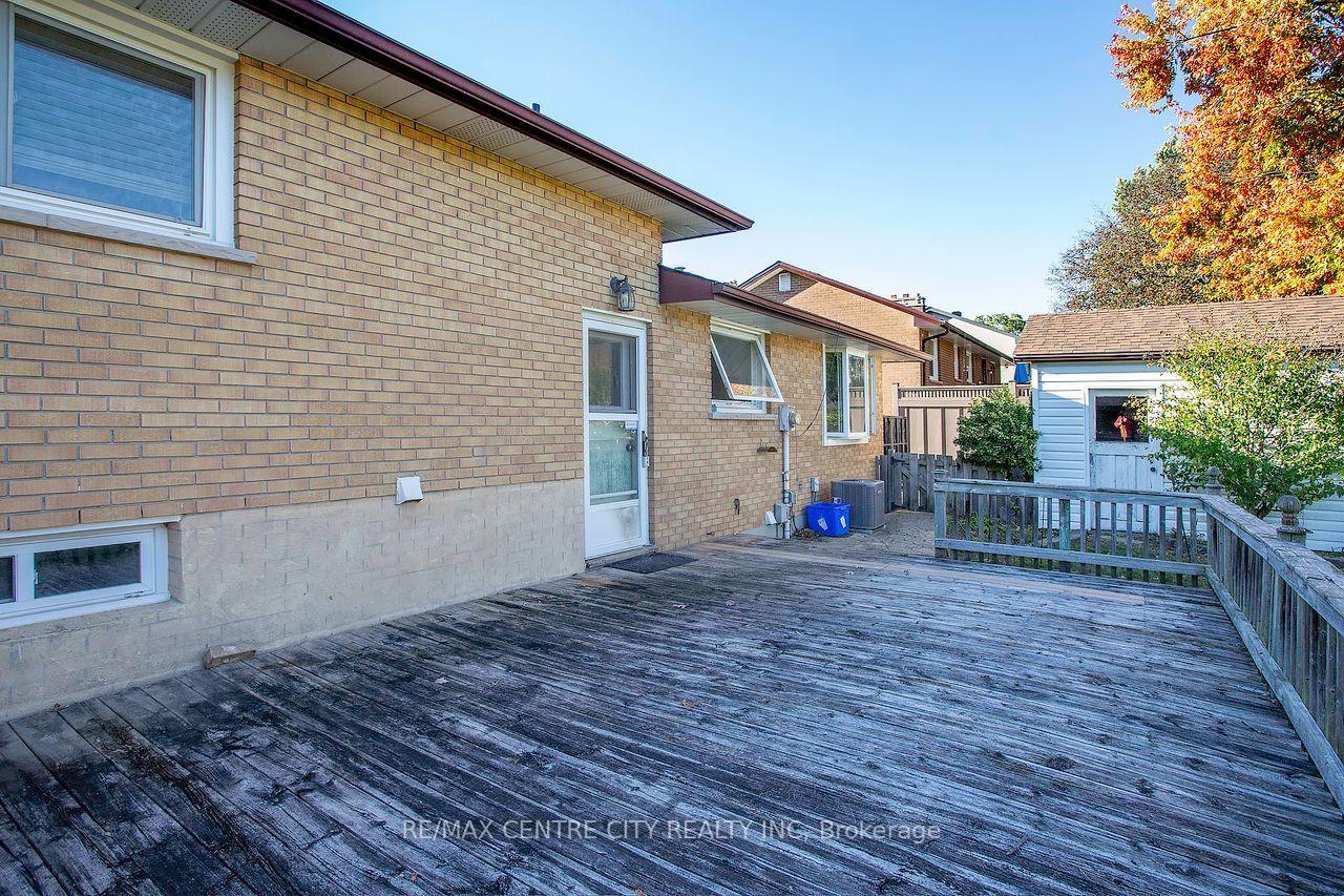 Photo 39 of 1478 Glengarry Avenue, London, North H — HOMEH