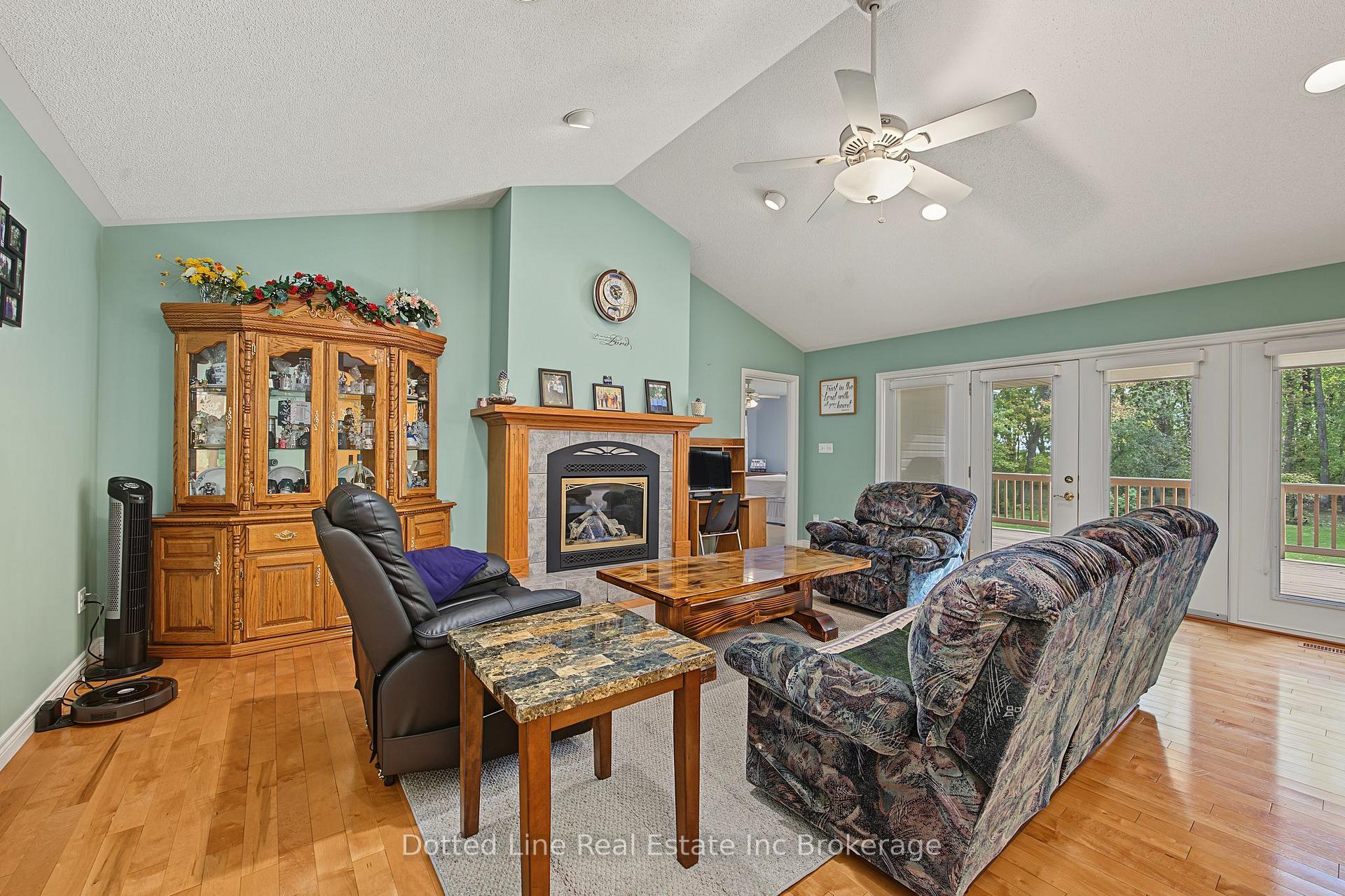 Photo 14 of 1324 Mall Road, Norfolk, Rural Middleton — HOMEH