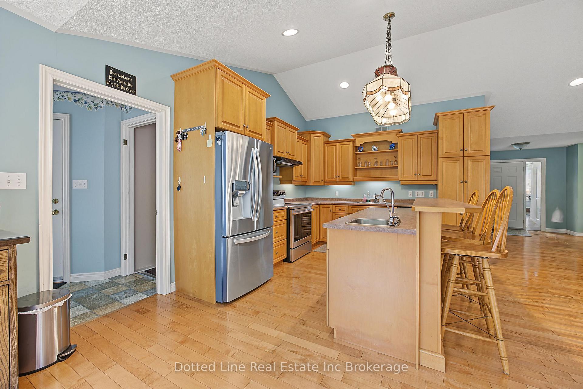 Photo 16 of 1324 Mall Road, Norfolk, Rural Middleton — HOMEH