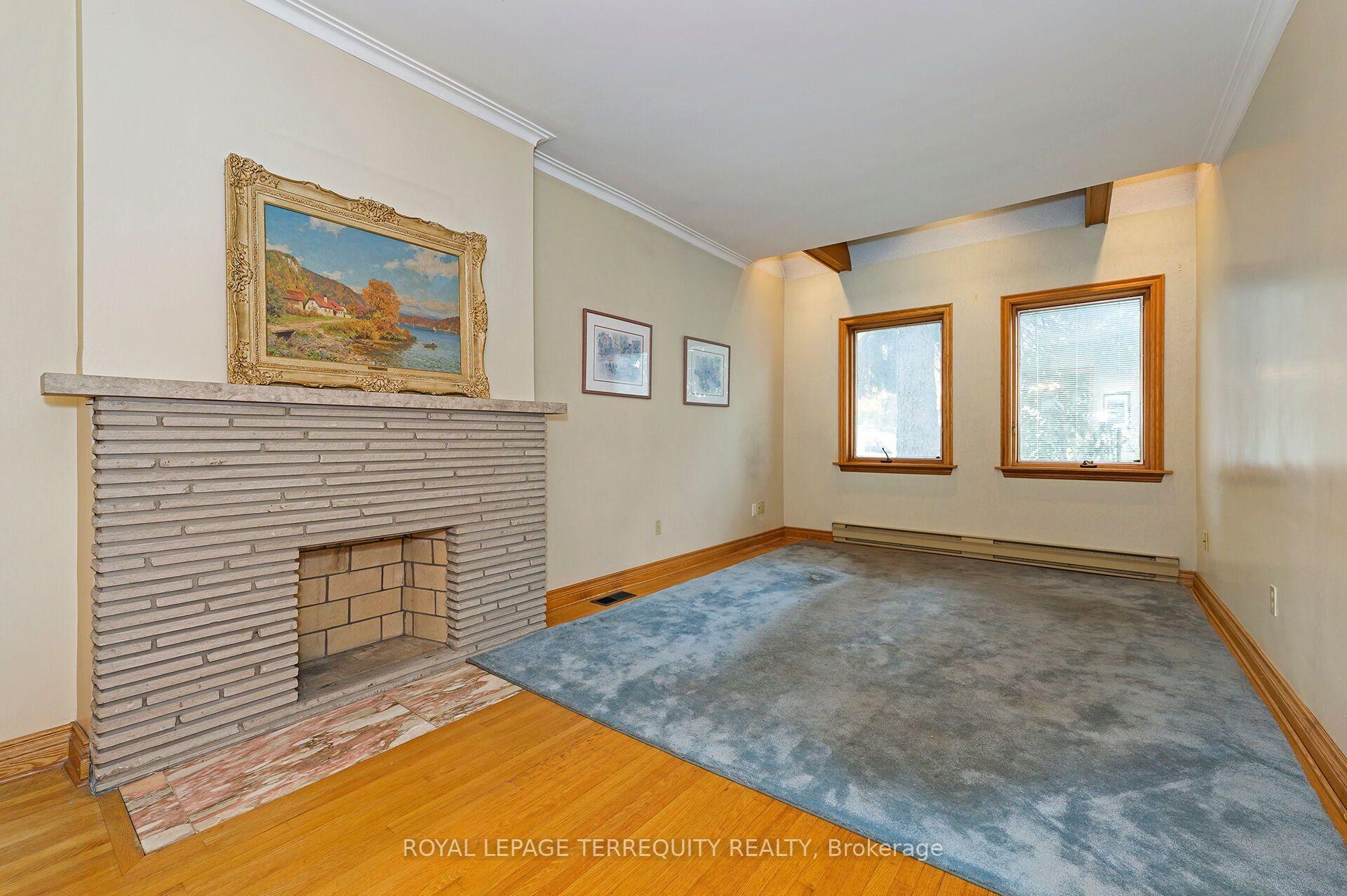 Photo 4 of 209 Caledonia Road, Toronto, Corso Italia-Davenport — HOMEH