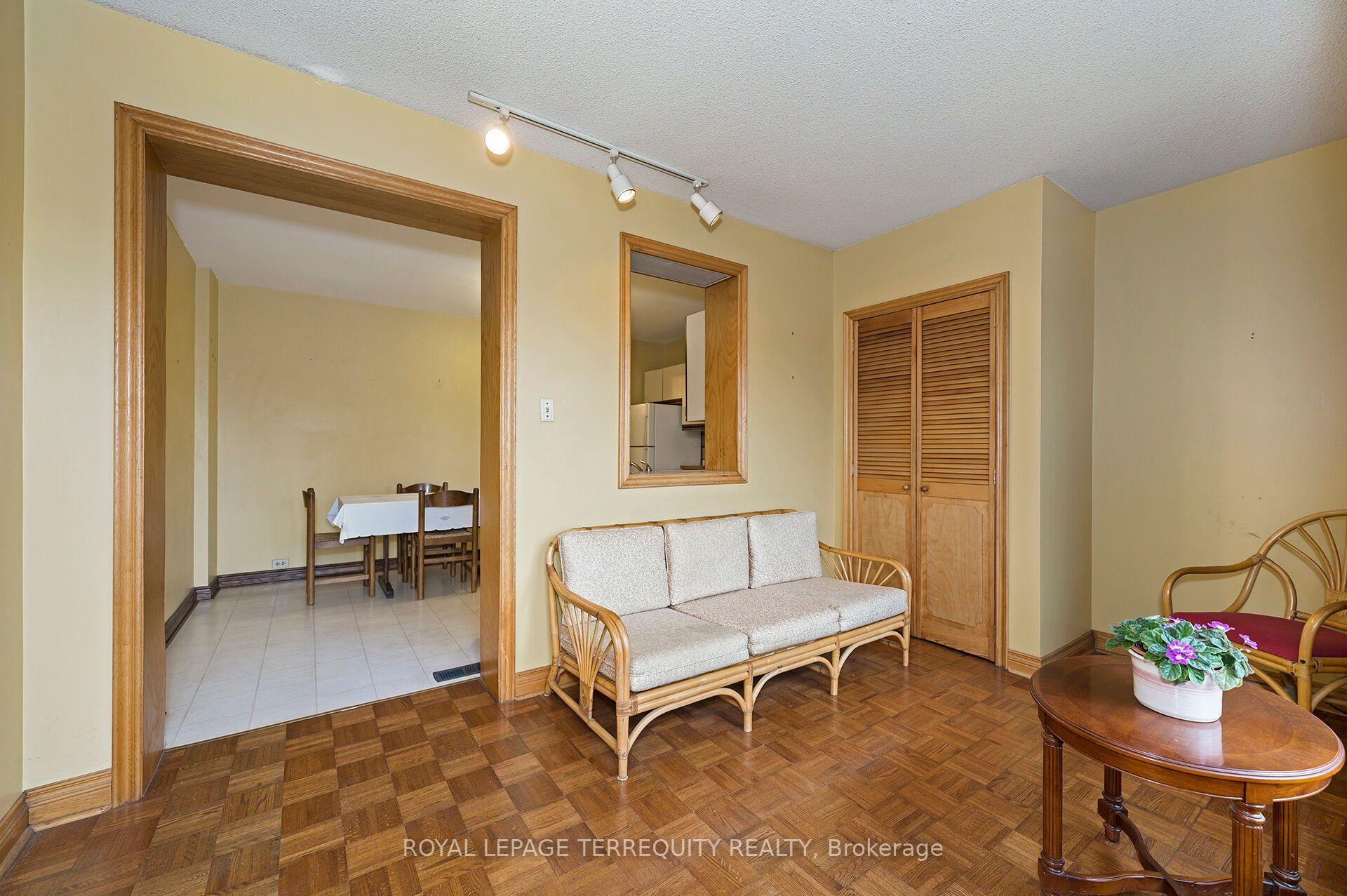 Photo 13 of 209 Caledonia Road, Toronto, Corso Italia-Davenport — HOMEH