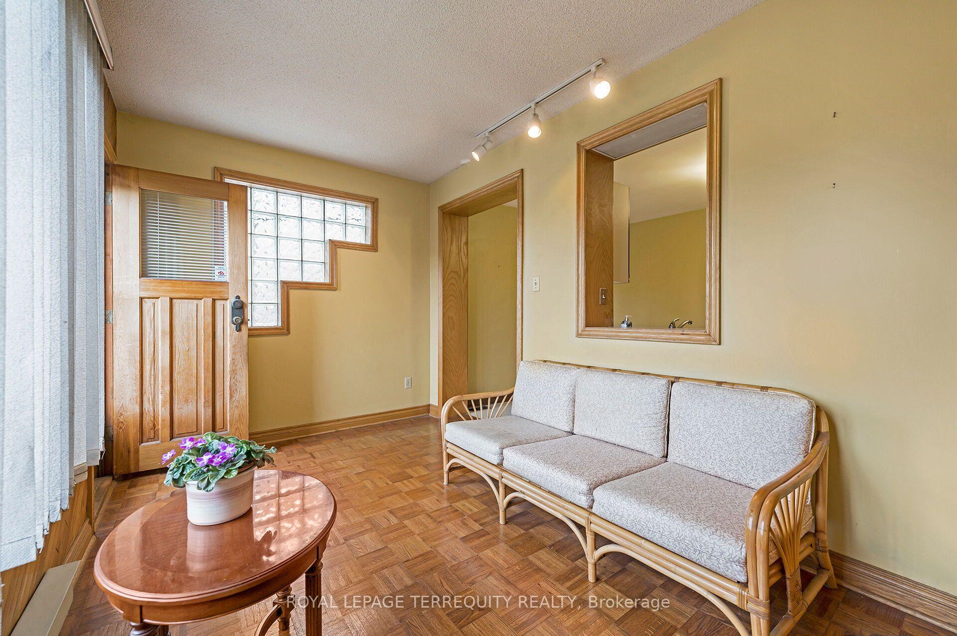 Photo 14 of 209 Caledonia Road, Toronto, Corso Italia-Davenport — HOMEH