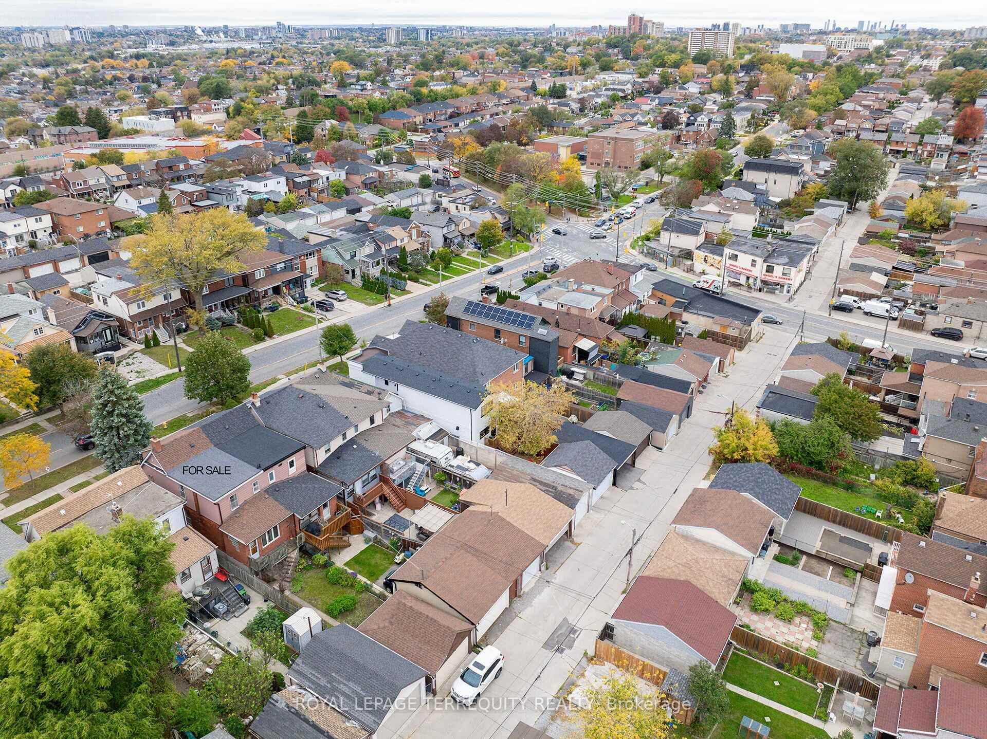 Photo 35 of 209 Caledonia Road, Toronto, Corso Italia-Davenport — HOMEH