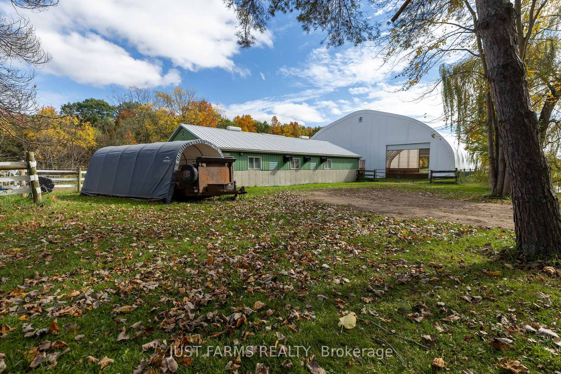 Photo 6 of 21846 Muncey Road, Strathroy-Caradoc, Rural Strathroy-Caradoc — HOMEH