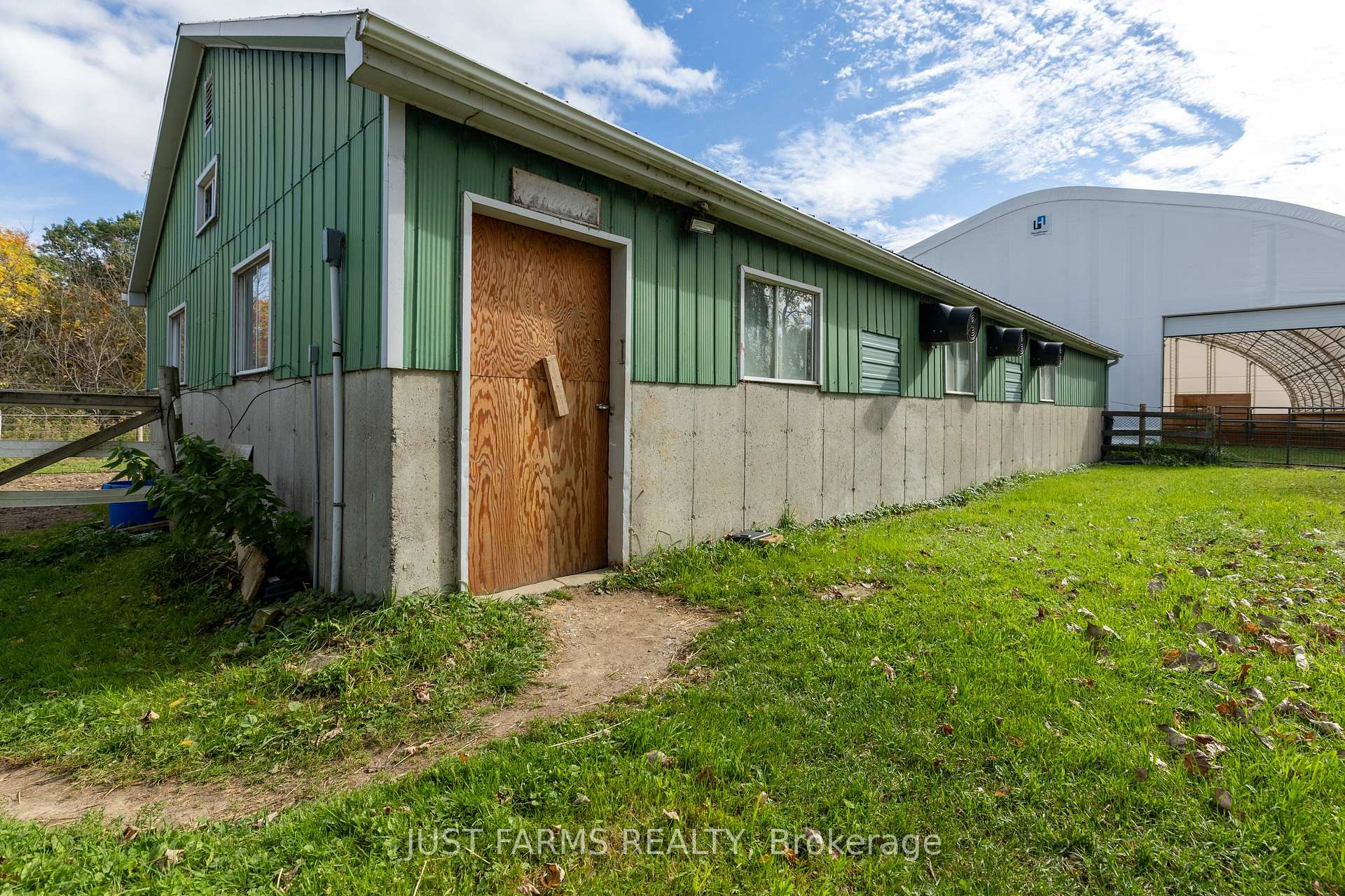 Photo 7 of 21846 Muncey Road, Strathroy-Caradoc, Rural Strathroy-Caradoc — HOMEH
