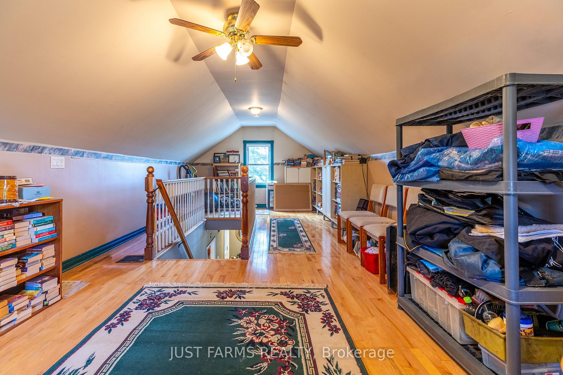 Photo 32 of 21846 Muncey Road, Strathroy-Caradoc, Rural Strathroy-Caradoc — HOMEH