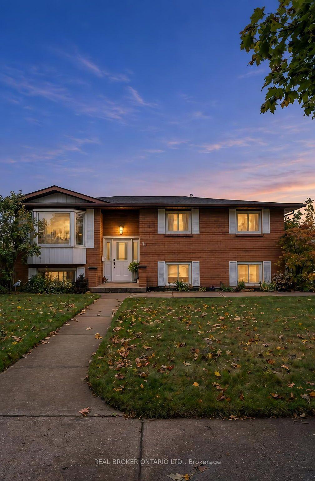 Photo 2 of 31 Gillin Road, Brantford, Brantwood Park — HOMEH