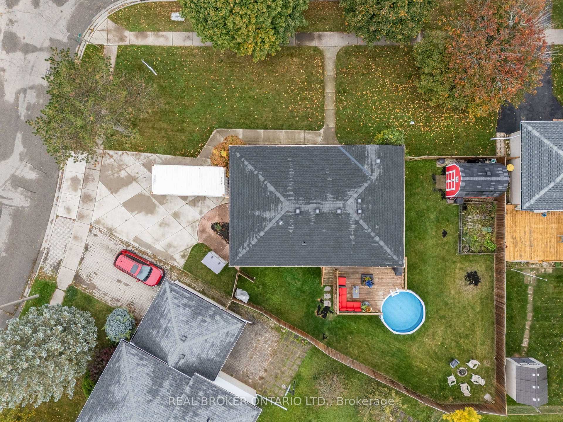 Photo 6 of 31 Gillin Road, Brantford, Brantwood Park — HOMEH