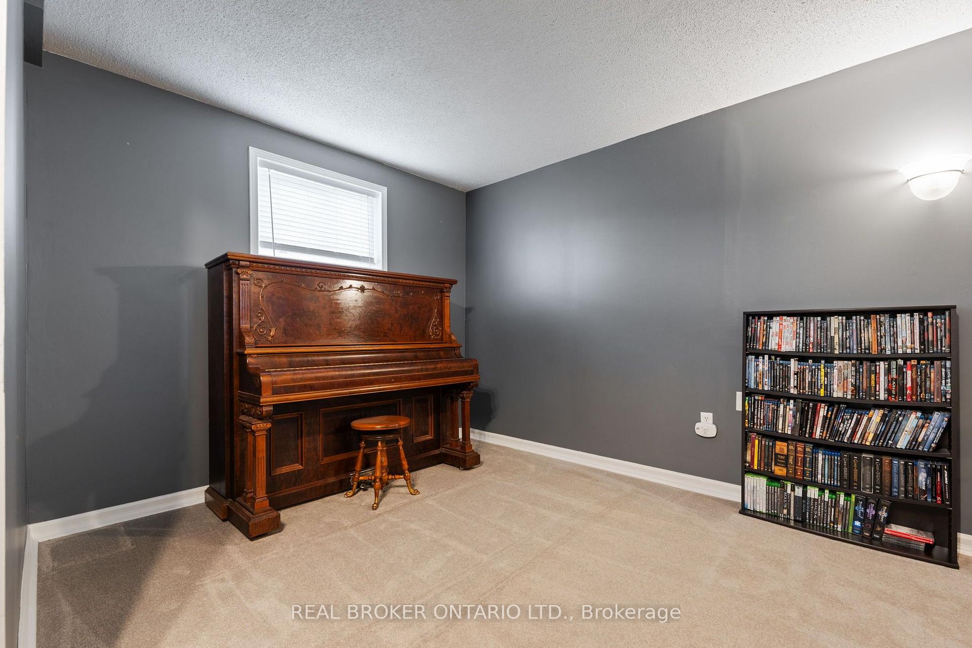 Photo 31 of 31 Gillin Road, Brantford, Brantwood Park — HOMEH