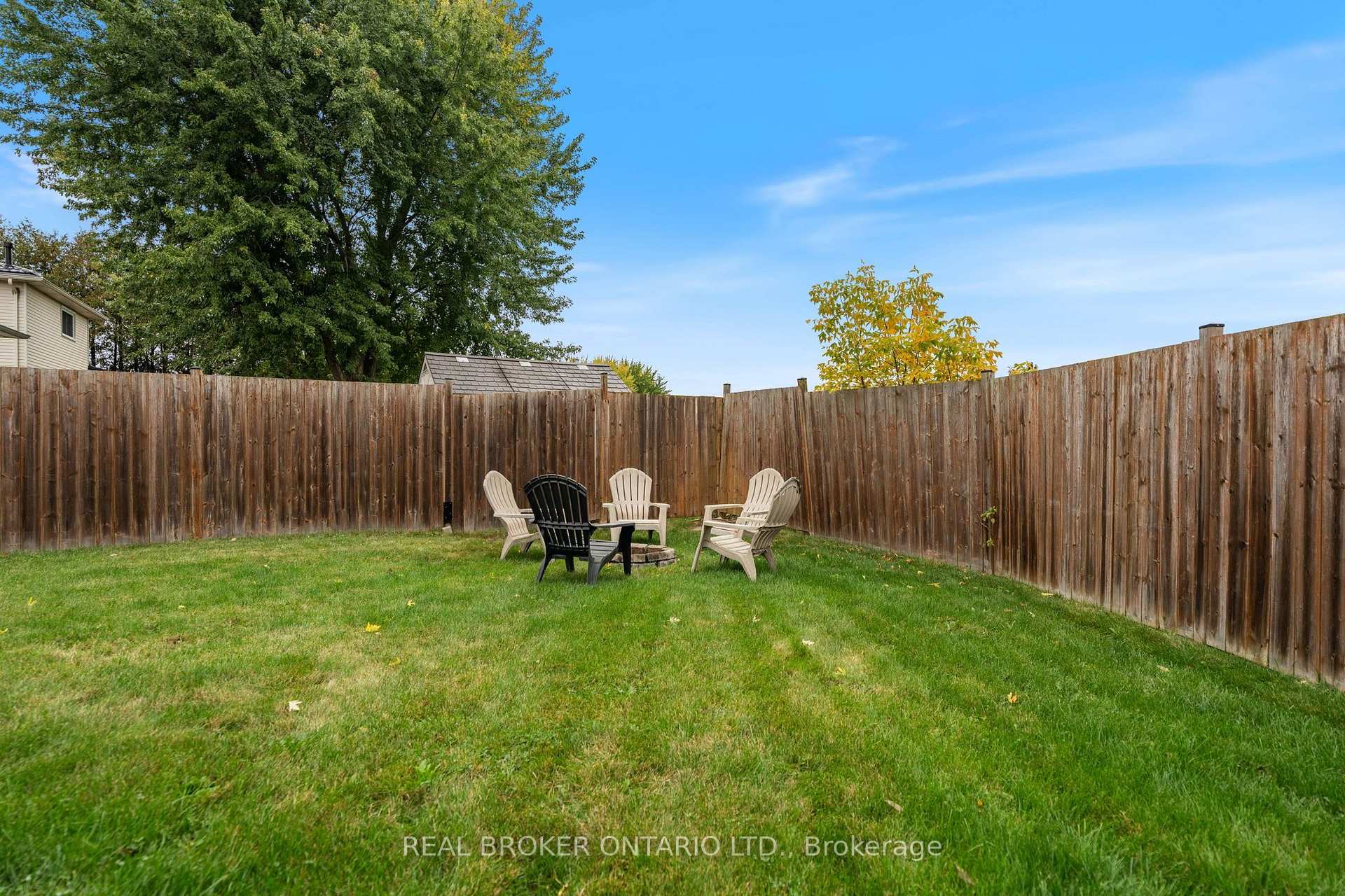 Photo 35 of 31 Gillin Road, Brantford, Brantwood Park — HOMEH