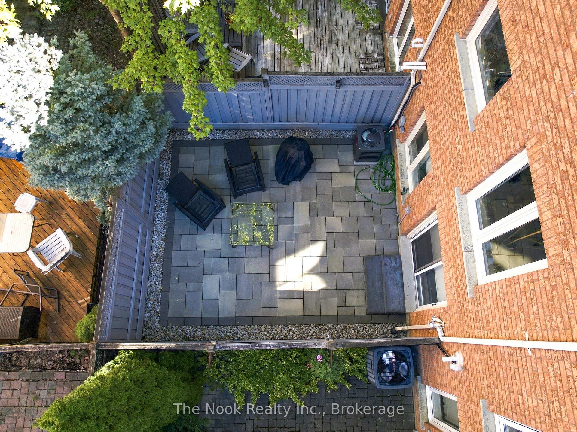 Photo 39 of 32 Harbourview Crescent, Etobicoke, Mimico — HOMEH