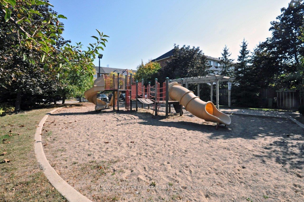 Photo 30 of Unit 25, 80 Acorn Place, Mississauga, Hurontario — HOMEH