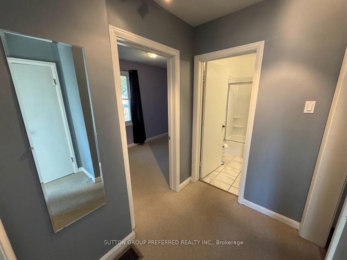 Photo 19 of 1622 Leonard Street, London, East H — HOMEH