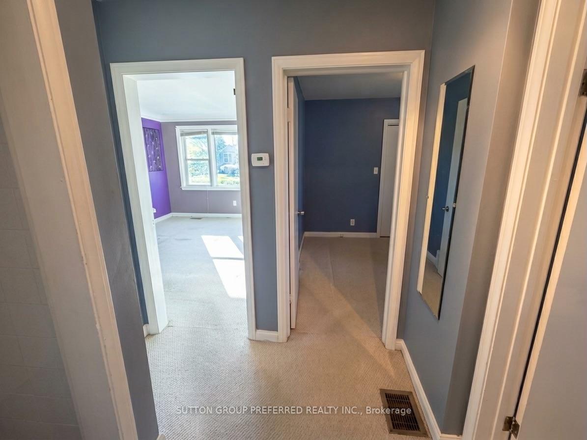 Photo 20 of 1622 Leonard Street, London, East H — HOMEH