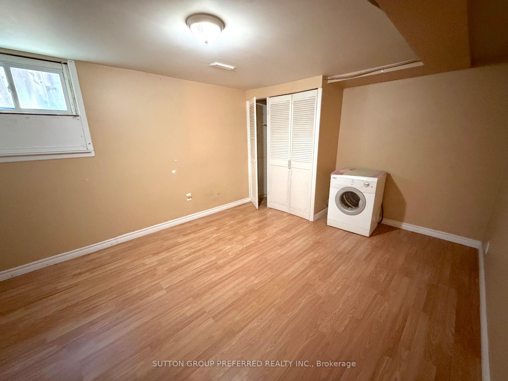 Photo 32 of 1622 Leonard Street, London, East H — HOMEH