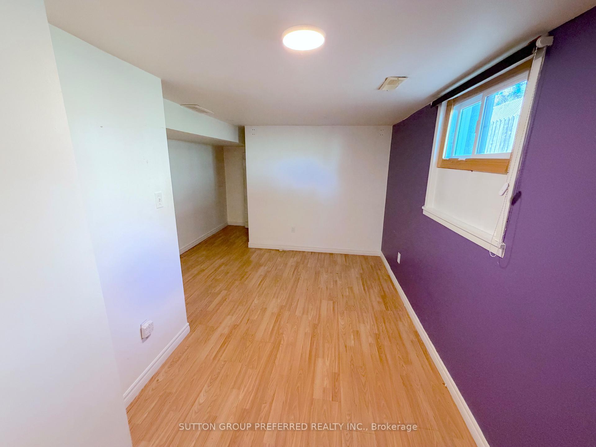 Photo 36 of 1622 Leonard Street, London, East H — HOMEH