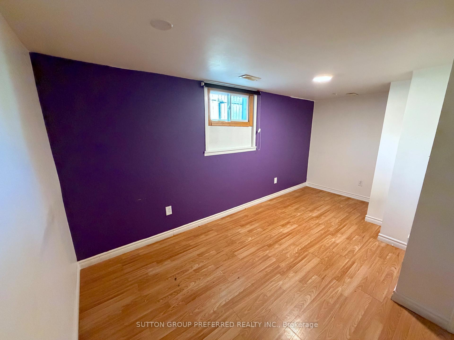 Photo 37 of 1622 Leonard Street, London, East H — HOMEH