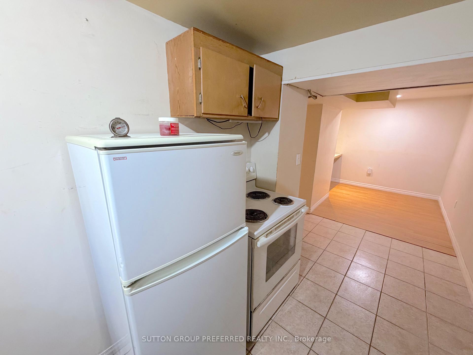 Photo 40 of 1622 Leonard Street, London, East H — HOMEH