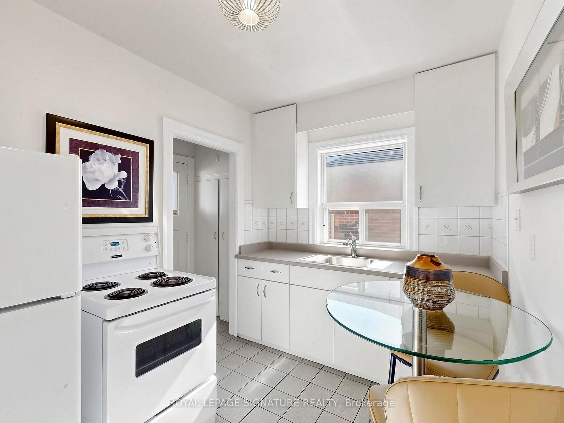 Photo 20 of 75 Inwood Avenue, Toronto, Danforth Village-East York — HOMEH