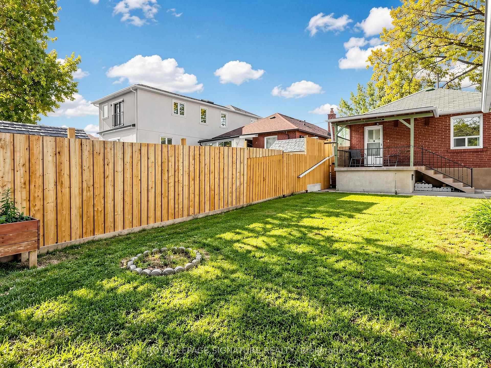 Photo 39 of 75 Inwood Avenue, Toronto, Danforth Village-East York — HOMEH