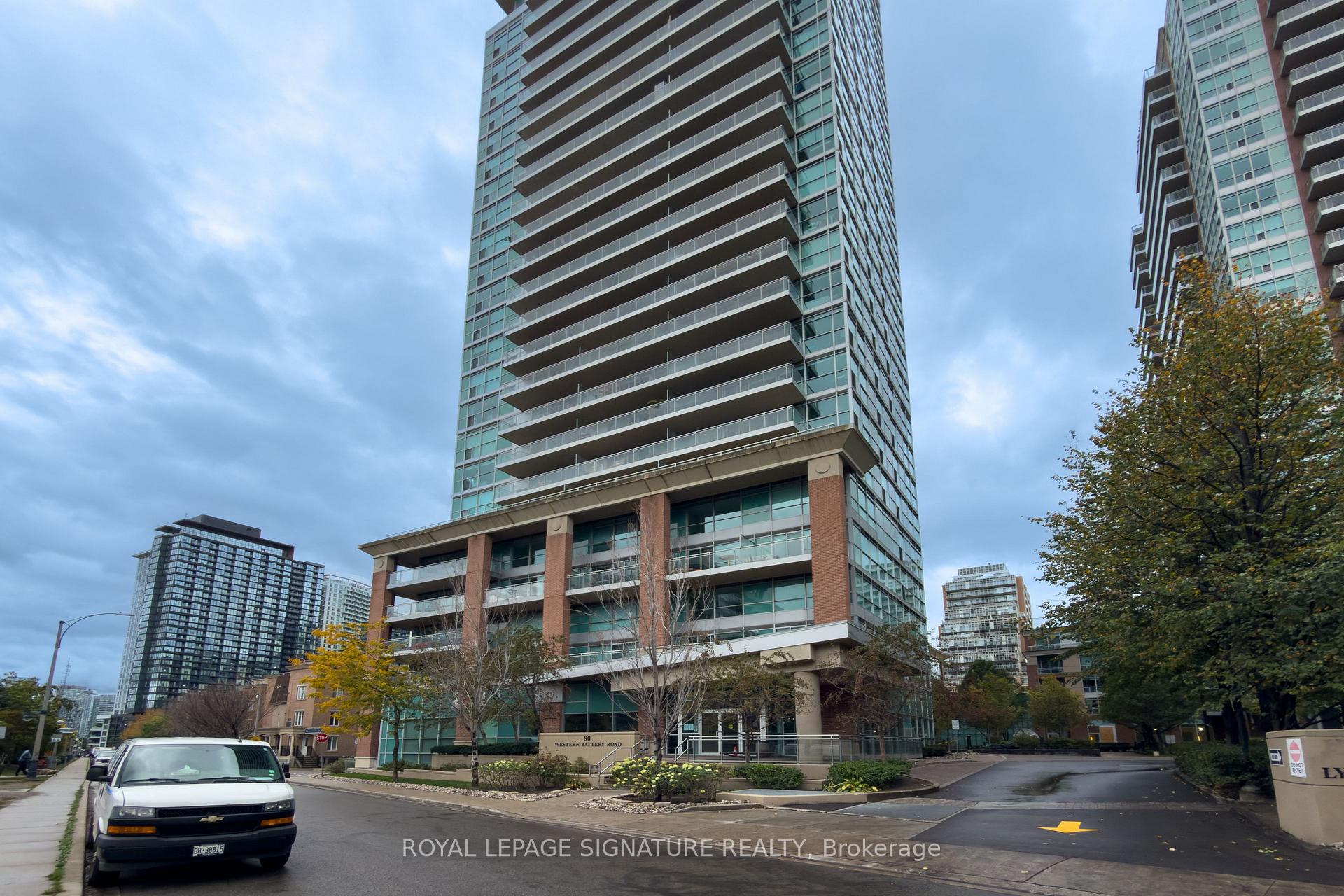 Photo 2 of Unit 901, 80 Western Battery Road, Toronto, Niagara — HOMEH