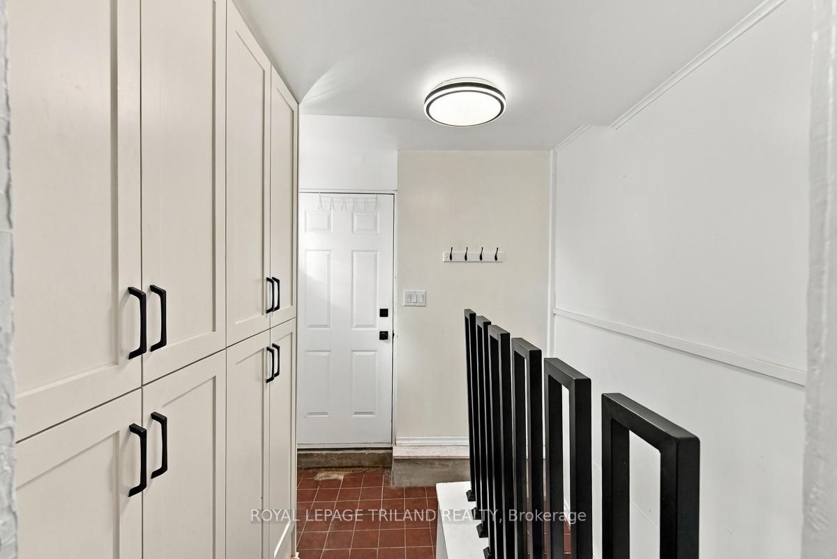 Photo 15 of 149 William Street, London, East K — HOMEH