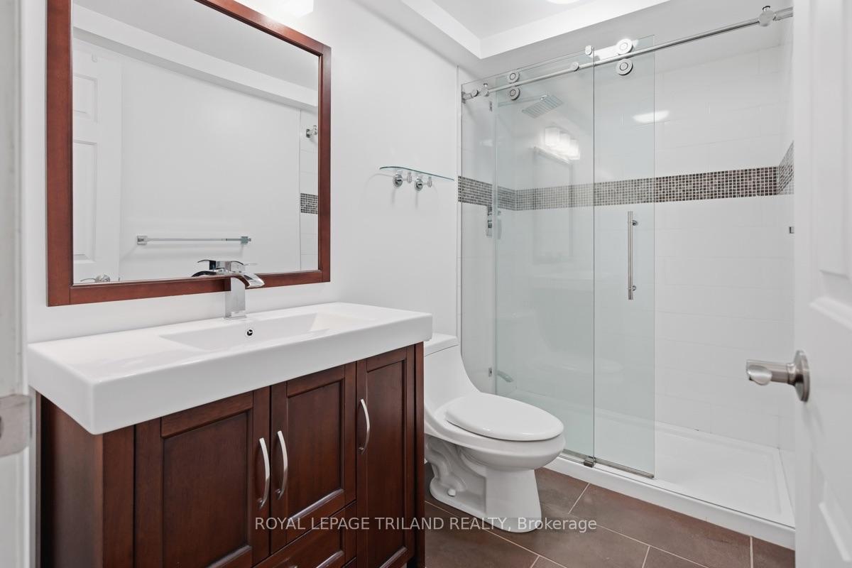Photo 28 of Unit 8, 60 Rosecliffe Crescent, London, South C — HOMEH