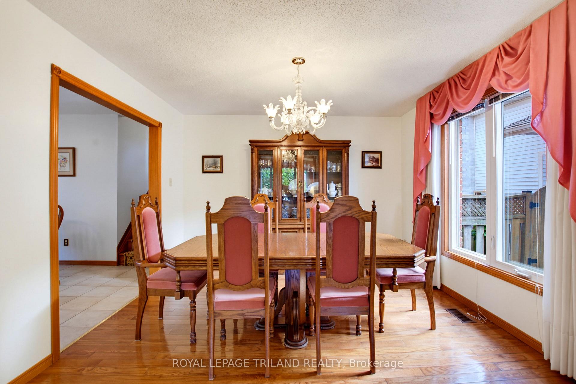 Photo 9 of 1749 Jalna Boulevard, London, South X — HOMEH