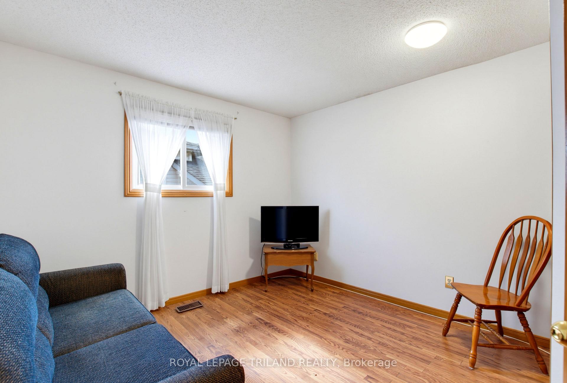 Photo 31 of 1749 Jalna Boulevard, London, South X — HOMEH