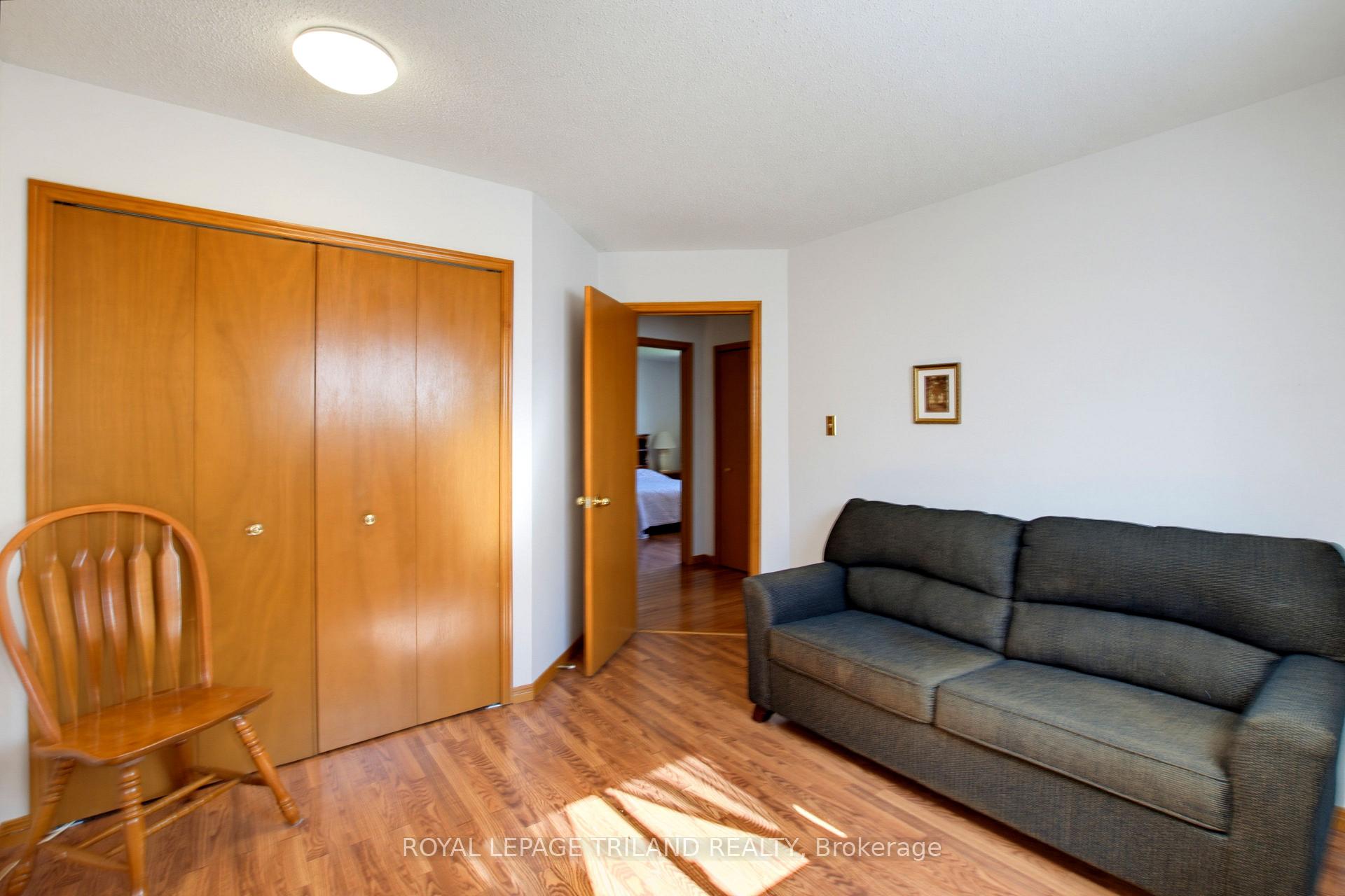 Photo 32 of 1749 Jalna Boulevard, London, South X — HOMEH