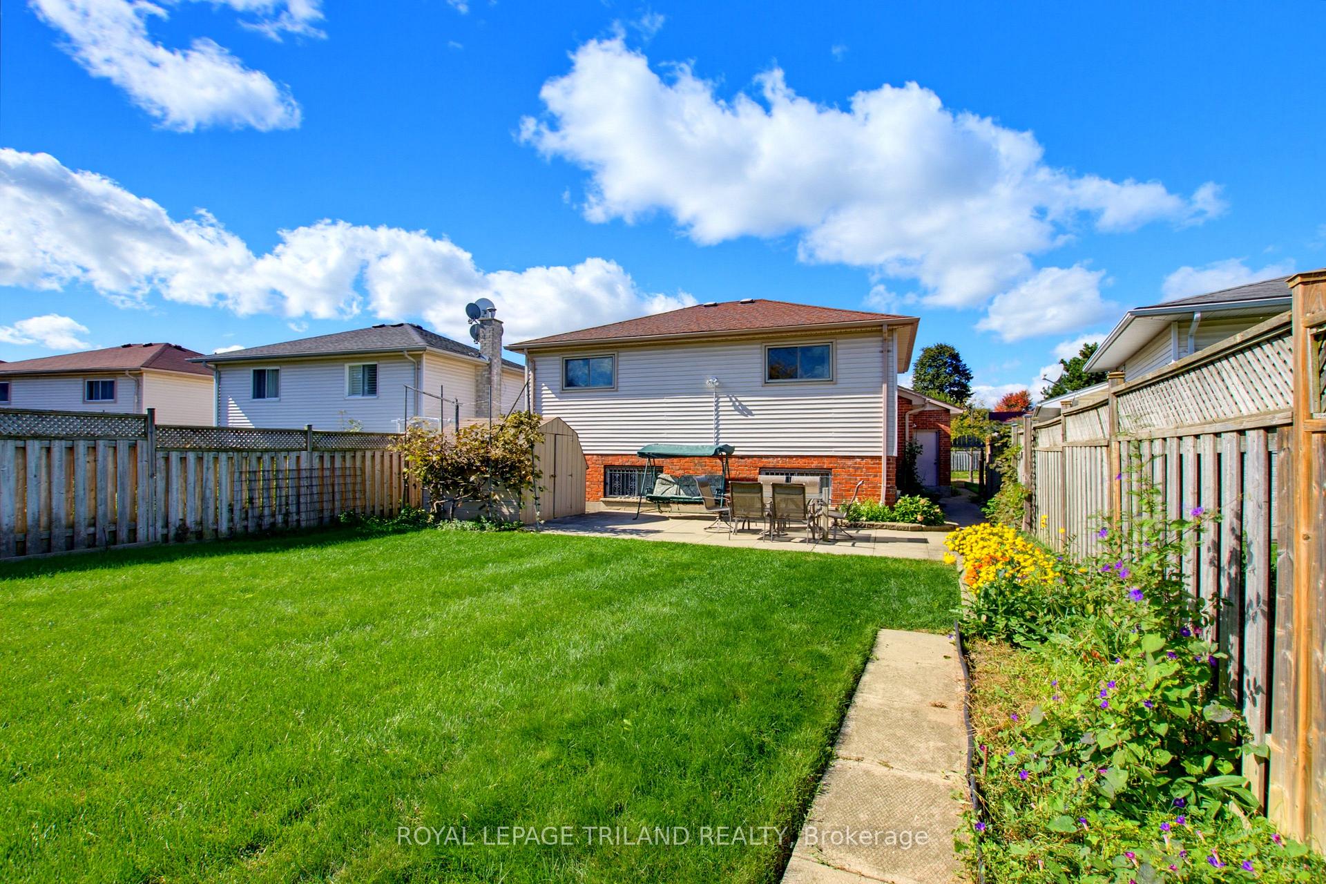 Photo 44 of 1749 Jalna Boulevard, London, South X — HOMEH