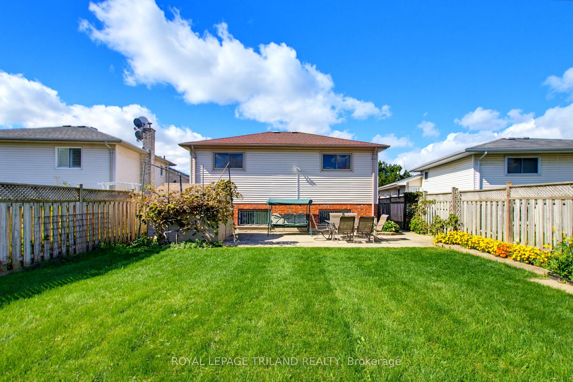 Photo 45 of 1749 Jalna Boulevard, London, South X — HOMEH