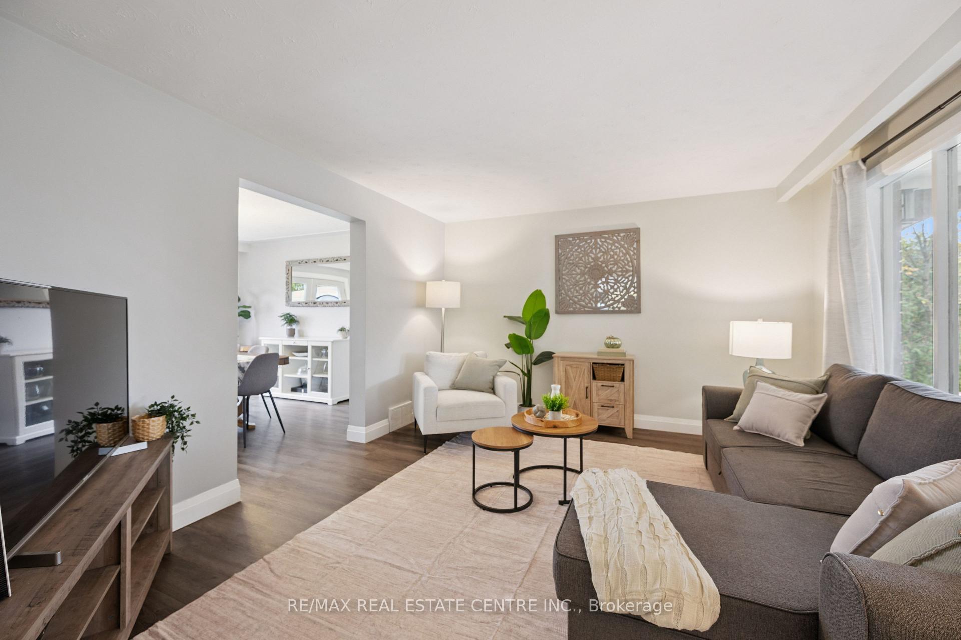 Photo 10 of 1216 Sheffield Road, Hamilton, Rural Flamborough — HOMEH