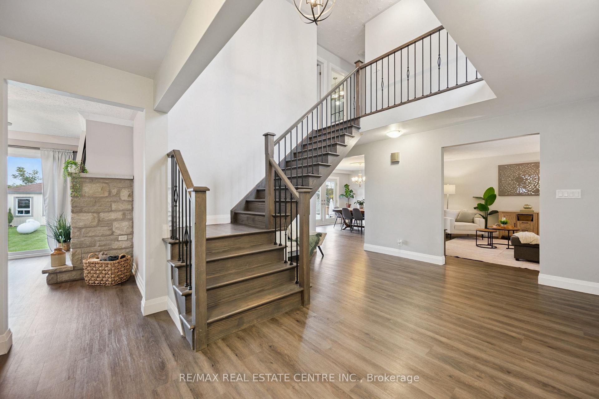 Photo 9 of 1216 Sheffield Road, Hamilton, Rural Flamborough — HOMEH