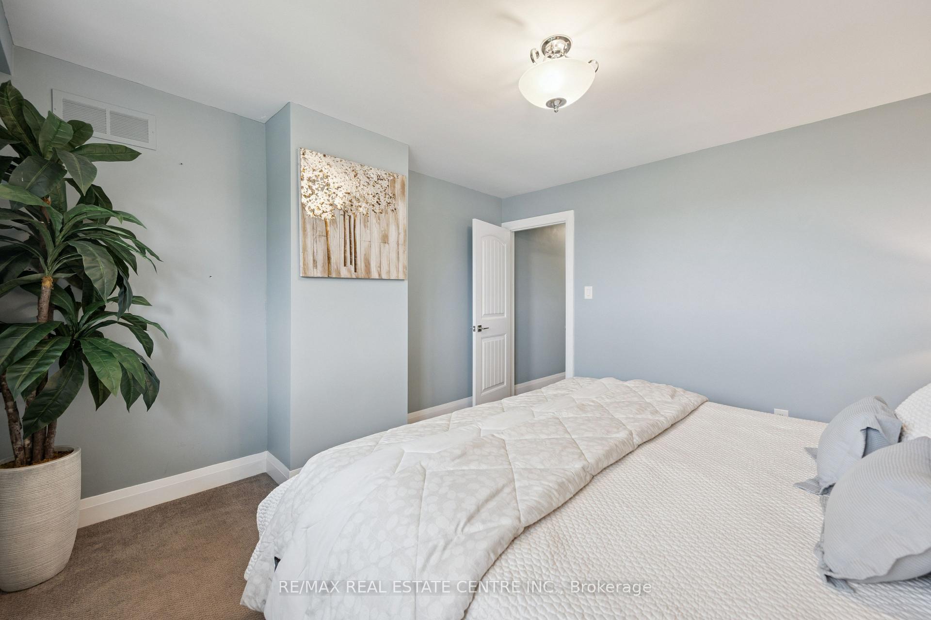 Photo 28 of 1216 Sheffield Road, Hamilton, Rural Flamborough — HOMEH