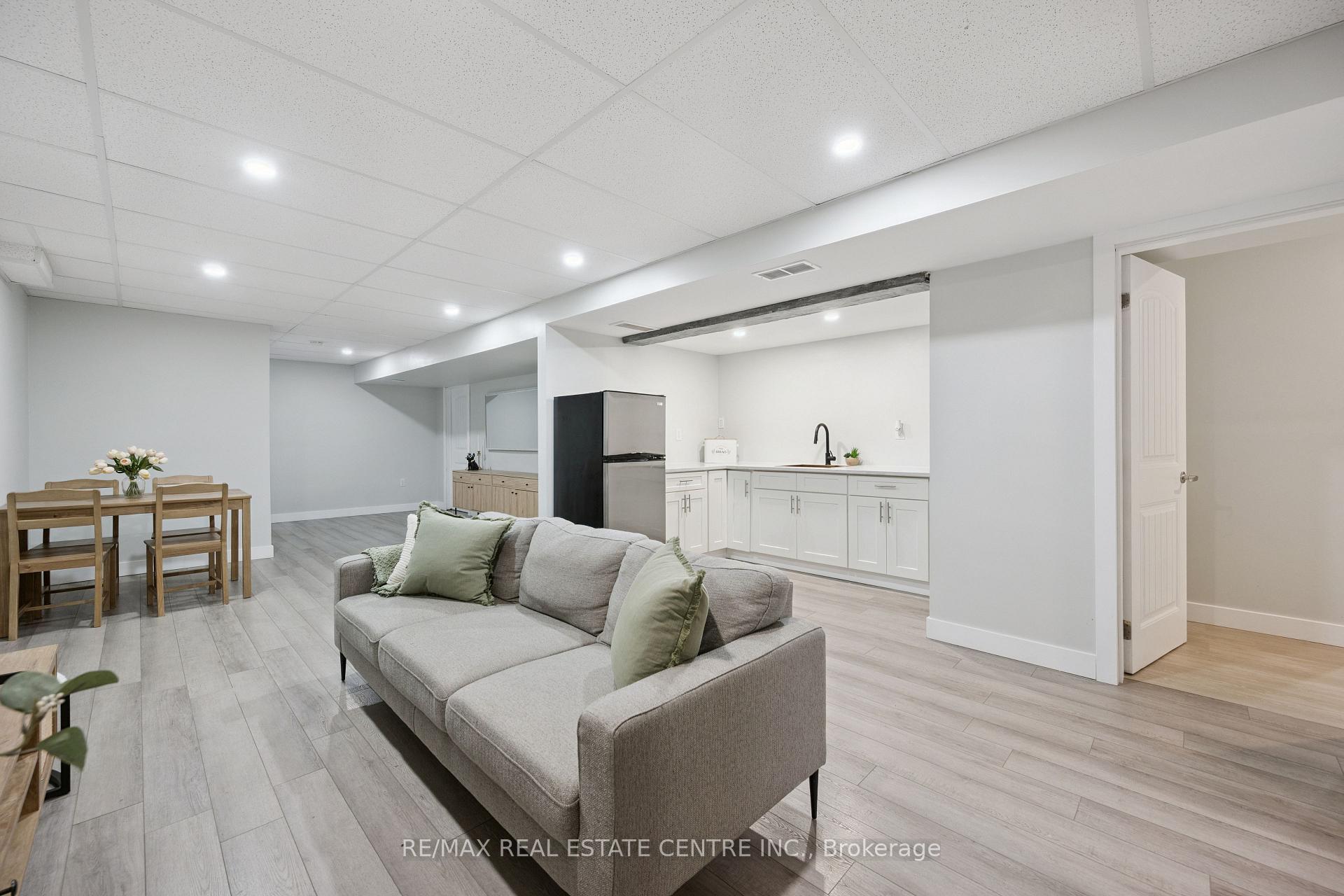 Photo 33 of 1216 Sheffield Road, Hamilton, Rural Flamborough — HOMEH