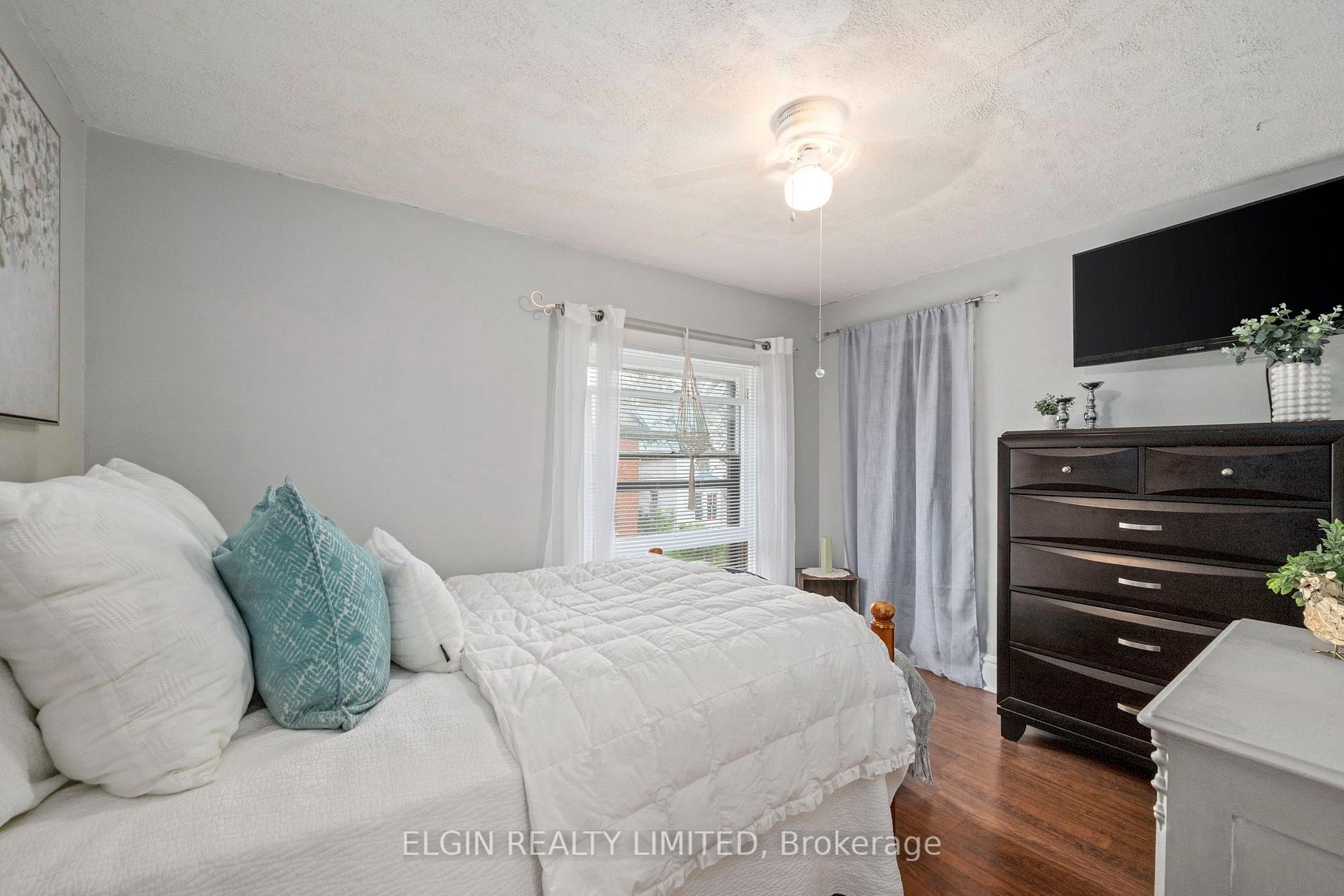 Photo 21 of 48 Elizabeth Street, St. Thomas — HOMEH