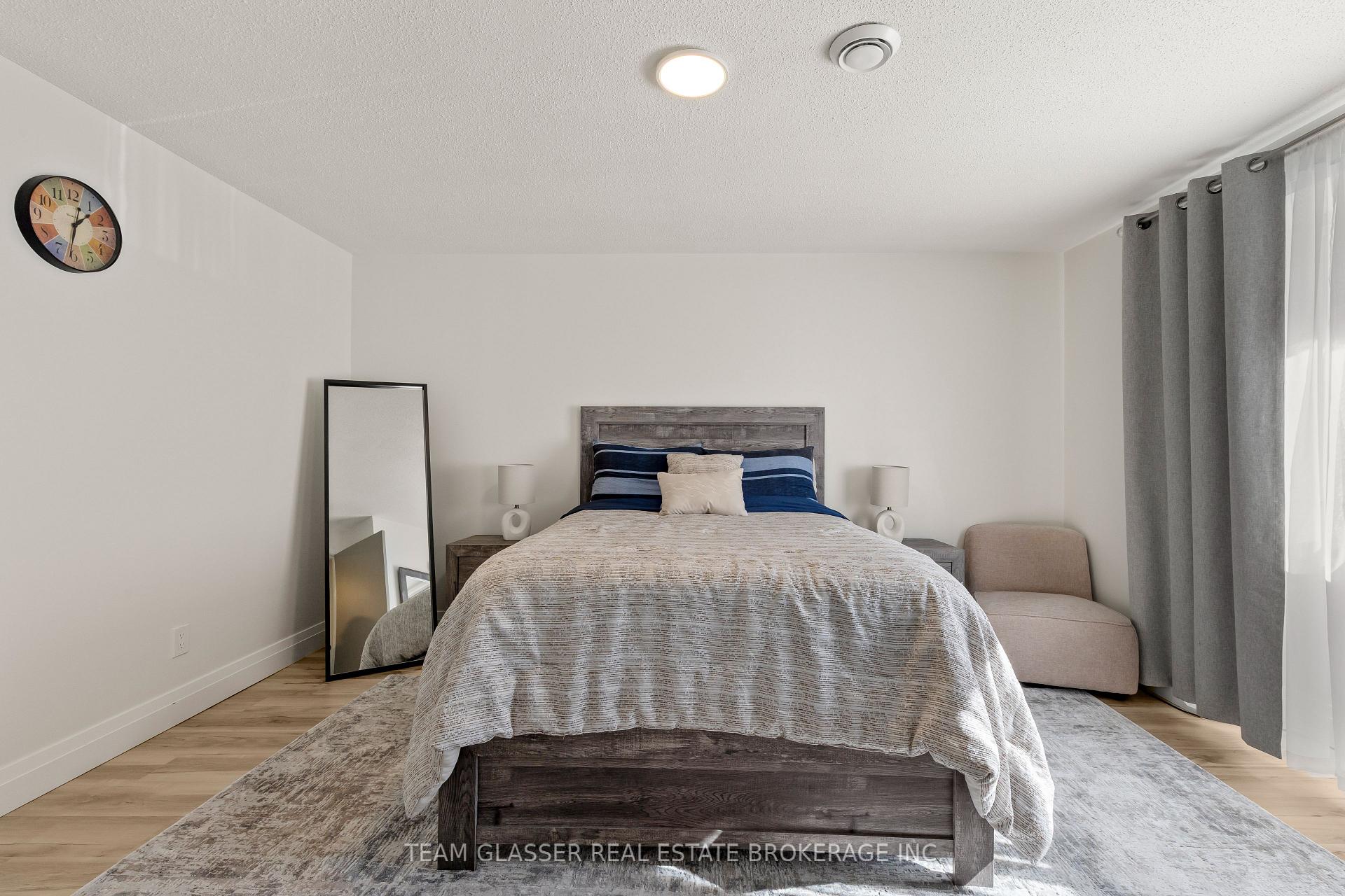 Photo 17 of Unit 53, 355 Sandringham Crescent, London, South B — HOMEH