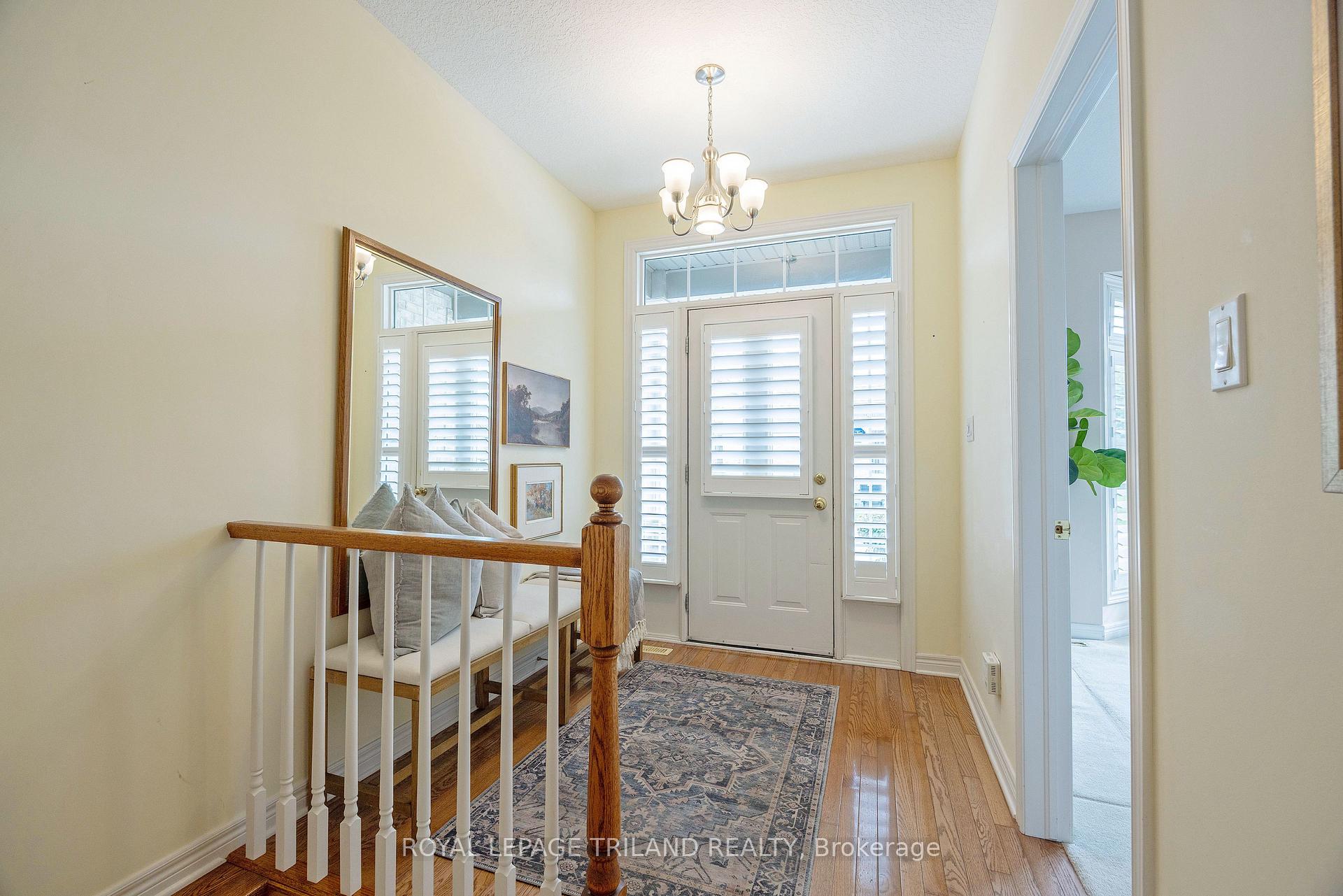 Photo 5 of Unit 10, 575 McGarrell Place, London, North R — HOMEH